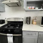New 2-Story House 3 Bedrooms 3 Bathrooms In Anaheim Near Disneyland- Knotts In The Same Lot Of 3 Separate Properties