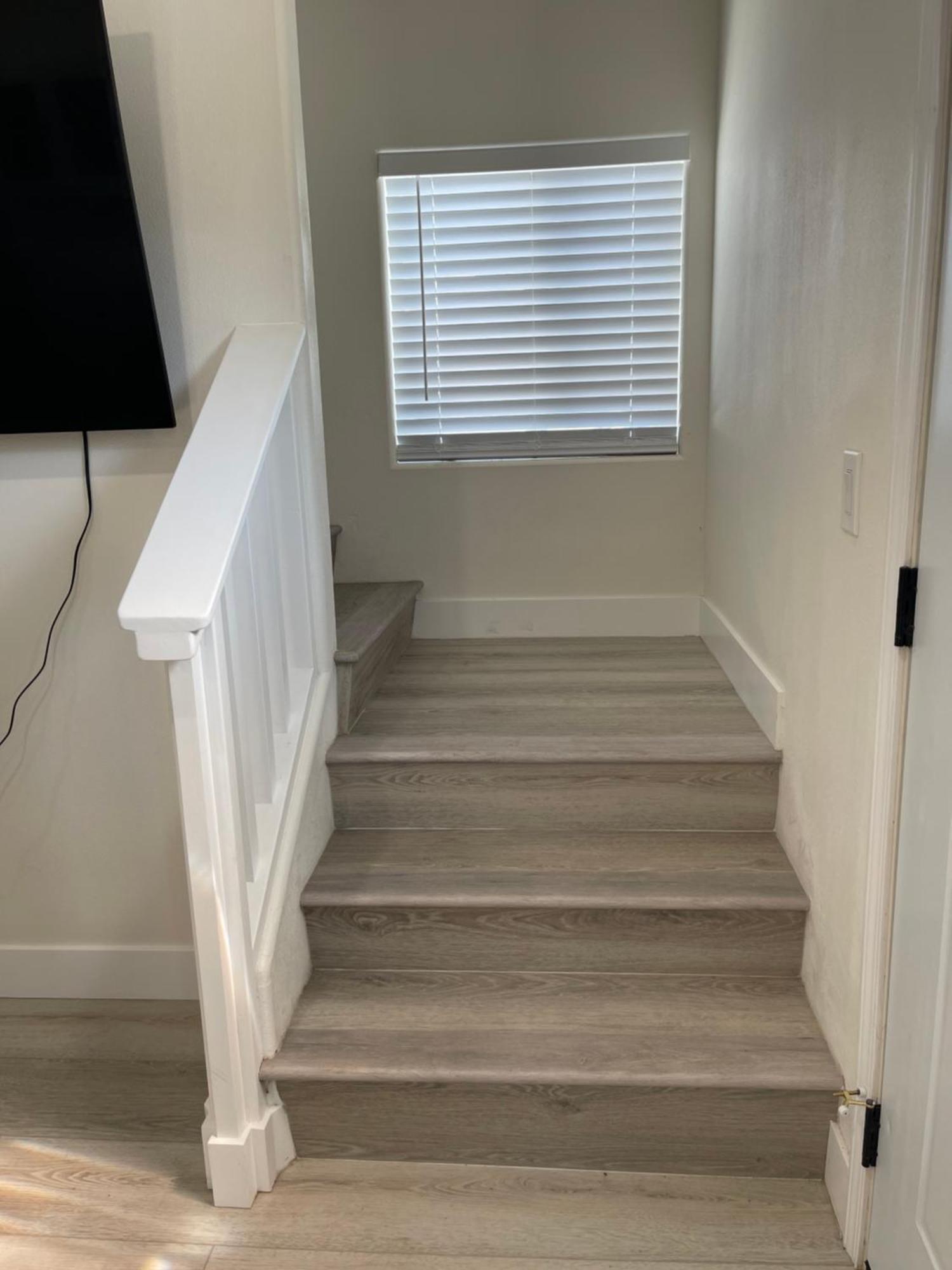 New 2-story House 3 Bedrooms 3 Bathrooms In Near Disneyland- Knotts In The Same Lot Of 3 Separate Holiday home