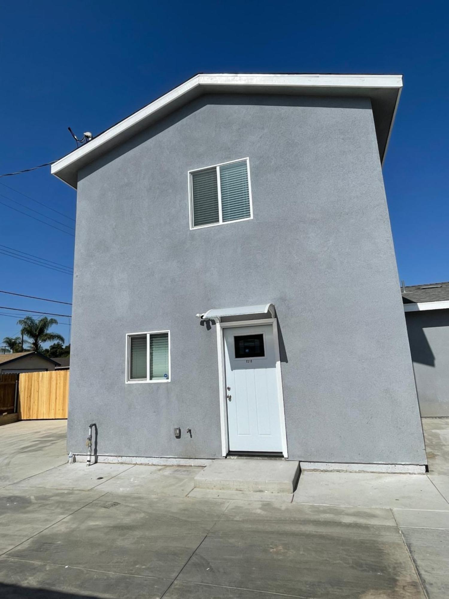 Holiday home New 2-story House 3 Bedrooms 3 Bathrooms In Near Disneyland- Knotts In The Same Lot Of 3 Separate *